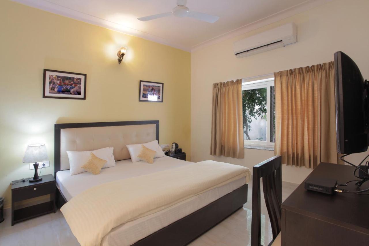 Mimosa Udaipur Bed & Breakfast Bagian luar foto