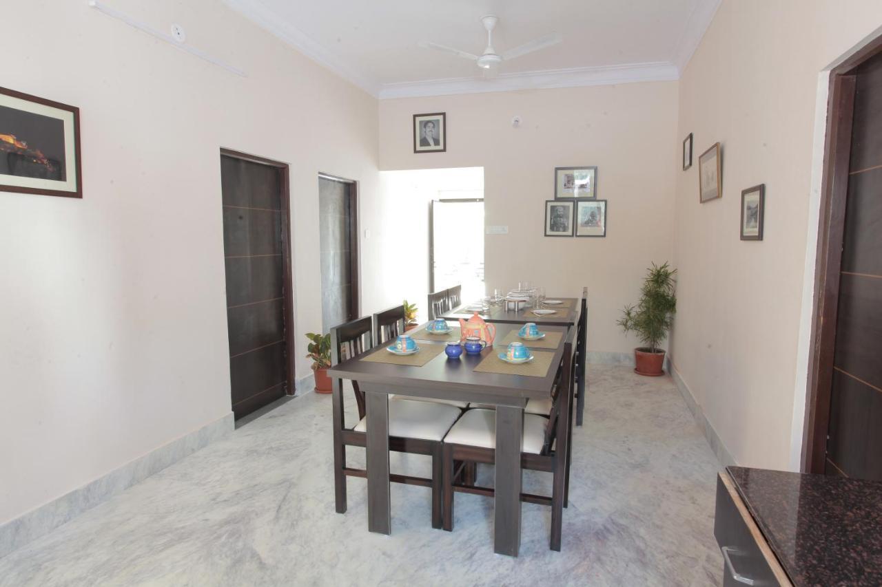 Mimosa Udaipur Bed & Breakfast Bagian luar foto